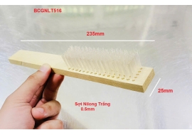 BÀN CHẢI CÁN GỖ SỢI NILON TRẮNG 516